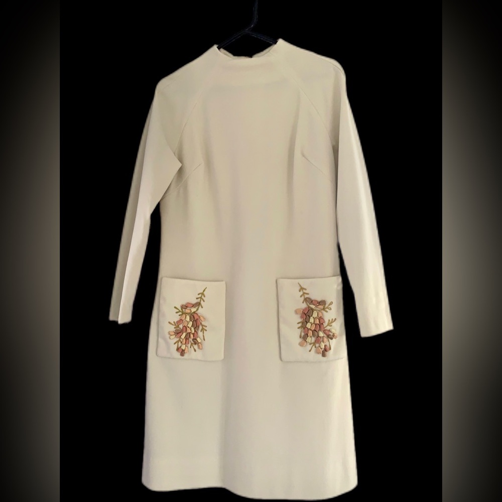 60s Mod Dress Neutral Vintage Retro Funnel Neck Pocket Accents M - Picture 12 of 12